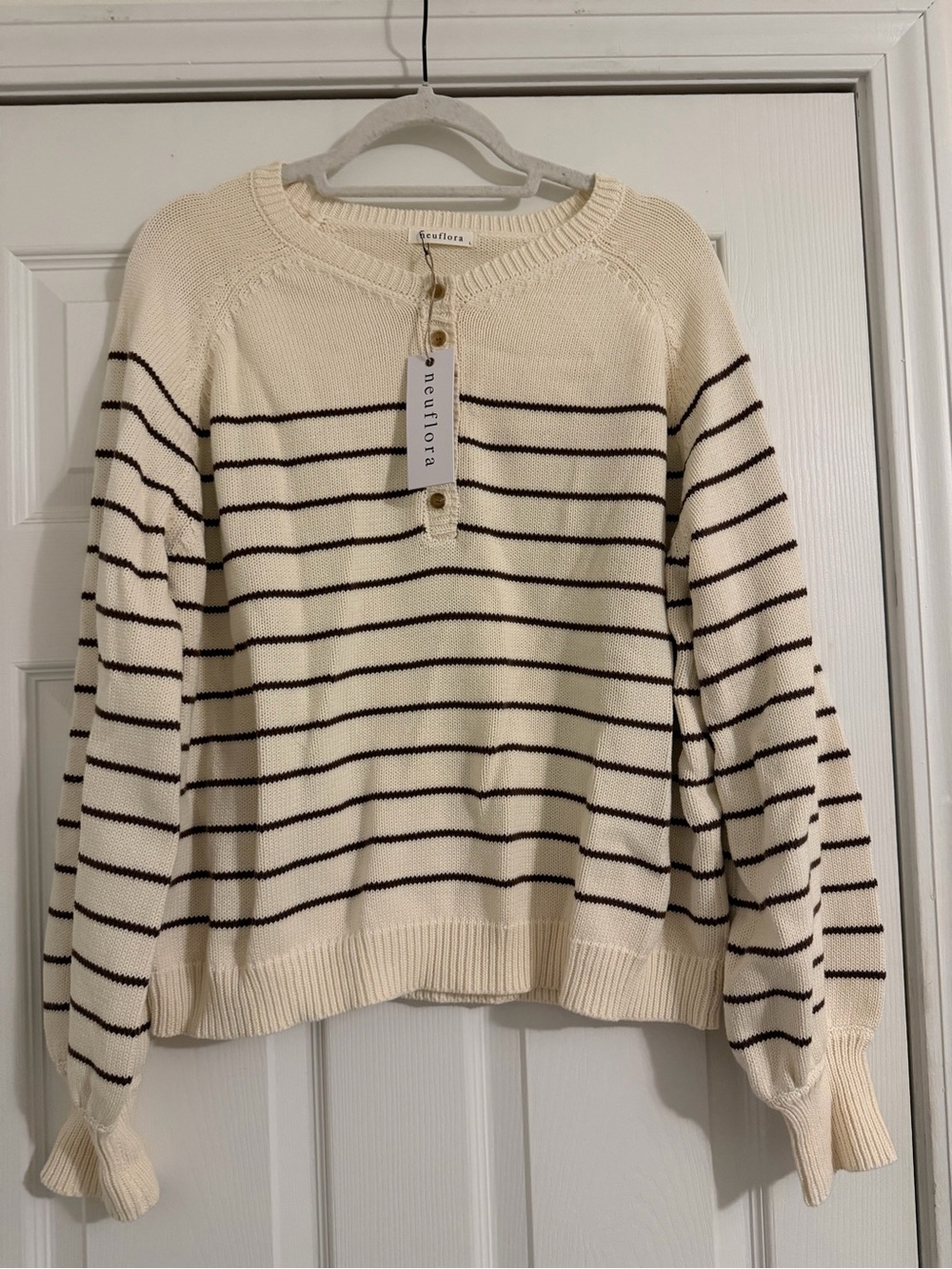 Neuflora Button Sweater (100% cotton)